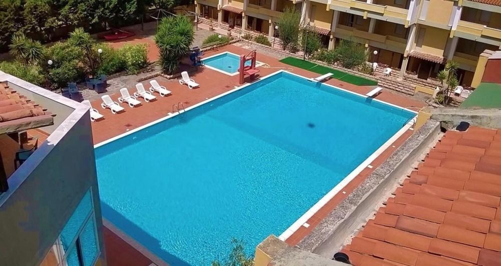 Club Malaspina Боза Екстериор снимка
